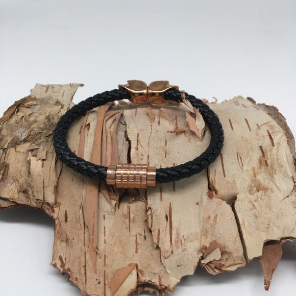 Black Leather Bracelet with Two Rose Gold Skulls and Magnetic Clasp - Picture 2 of 4